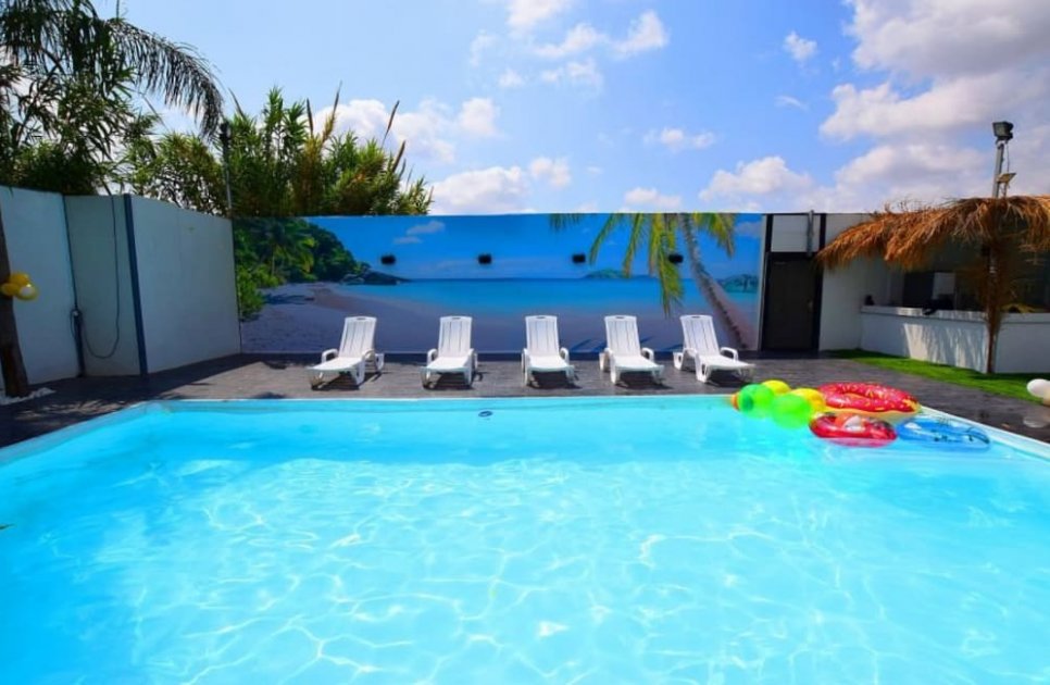 villa white pool_vila_322_236328_aunjG3v.jpg