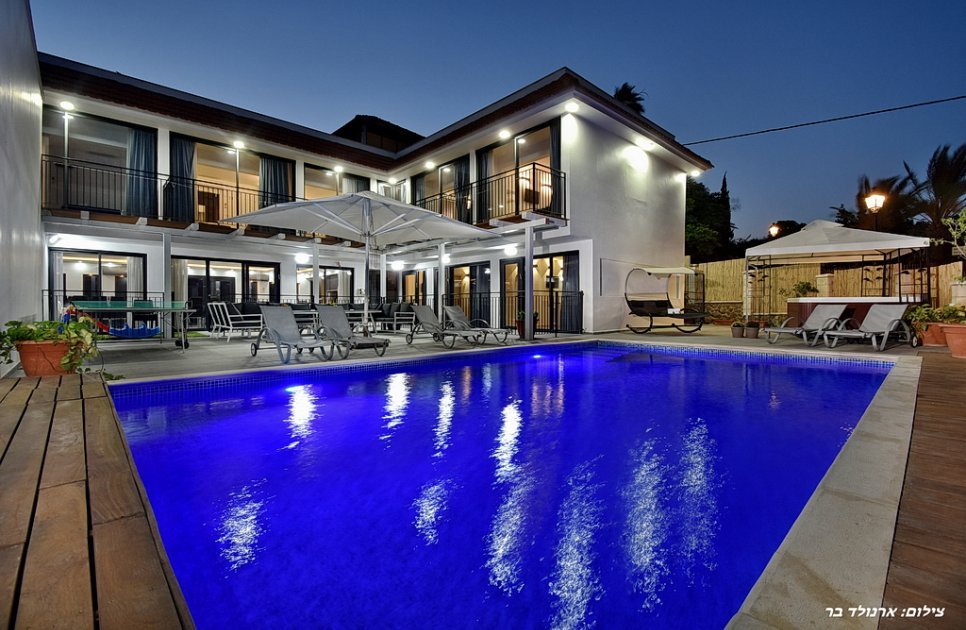 Kinneret Mansion White Villa_vila_479_393957_6GBWEVZ.jpg