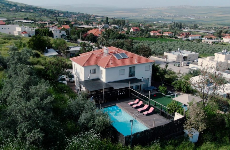 Bein Har LaKinneret_vila_707_320213_NPA9NFk.jpg