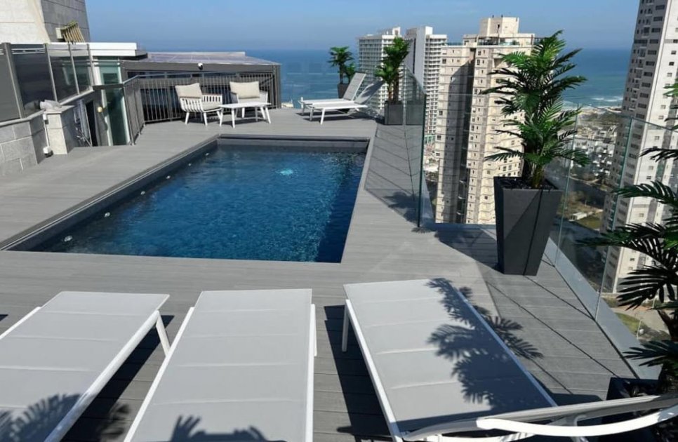 The Sky Penthouse_vila_953_379486_rDGyWSs.jpg