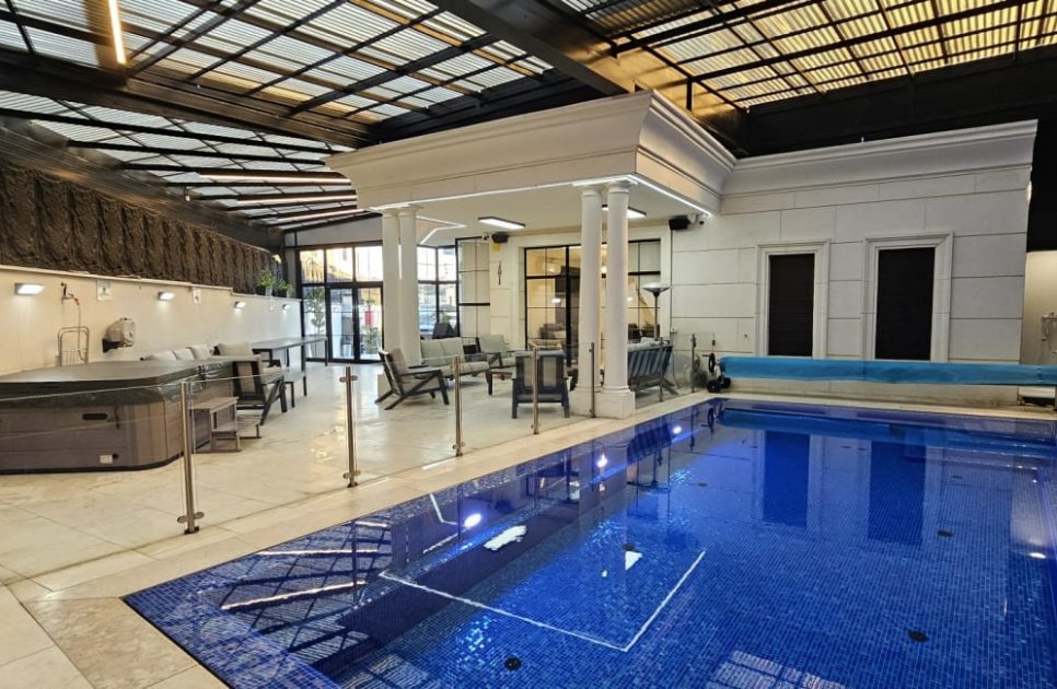 White Palace_vila_964_381880_hzaEYe6.jpg